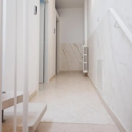 住宿加早餐酒店 Piazza Verdi