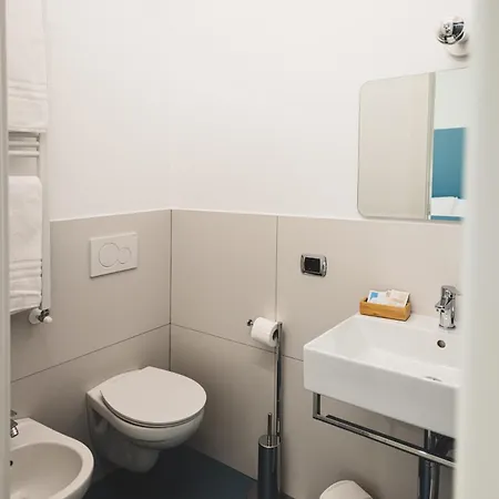 Nocleg ze śniadaniem Piazza Verdi 3*