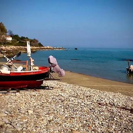 Oda ve Kahvaltı Piazza Verdi Vasto