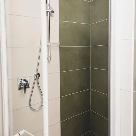 Nocleg ze śniadaniem Piazza Verdi 3*