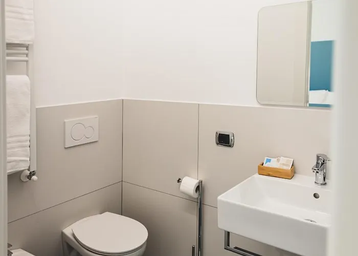 Bed & Breakfast Piazza Verdi 3*